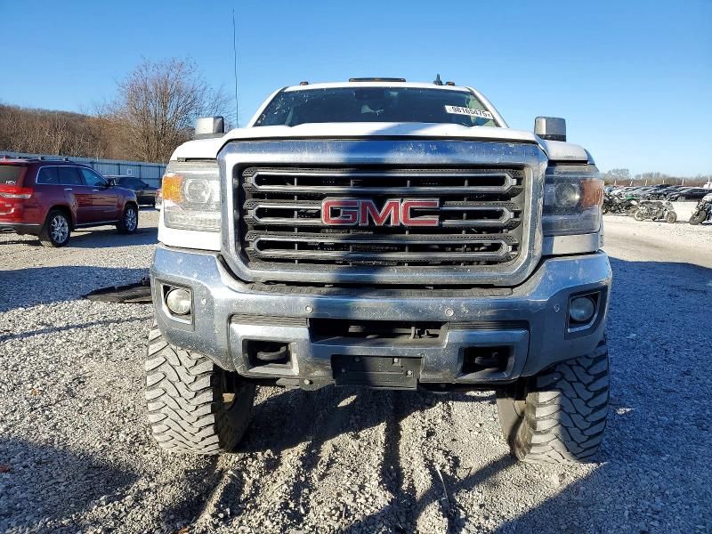 2015 GMC Sierra K2500 slt
