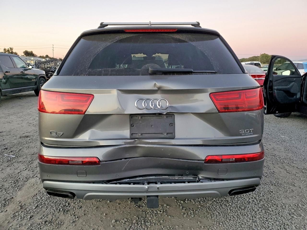 2017 Audi Q7 Premium Plus