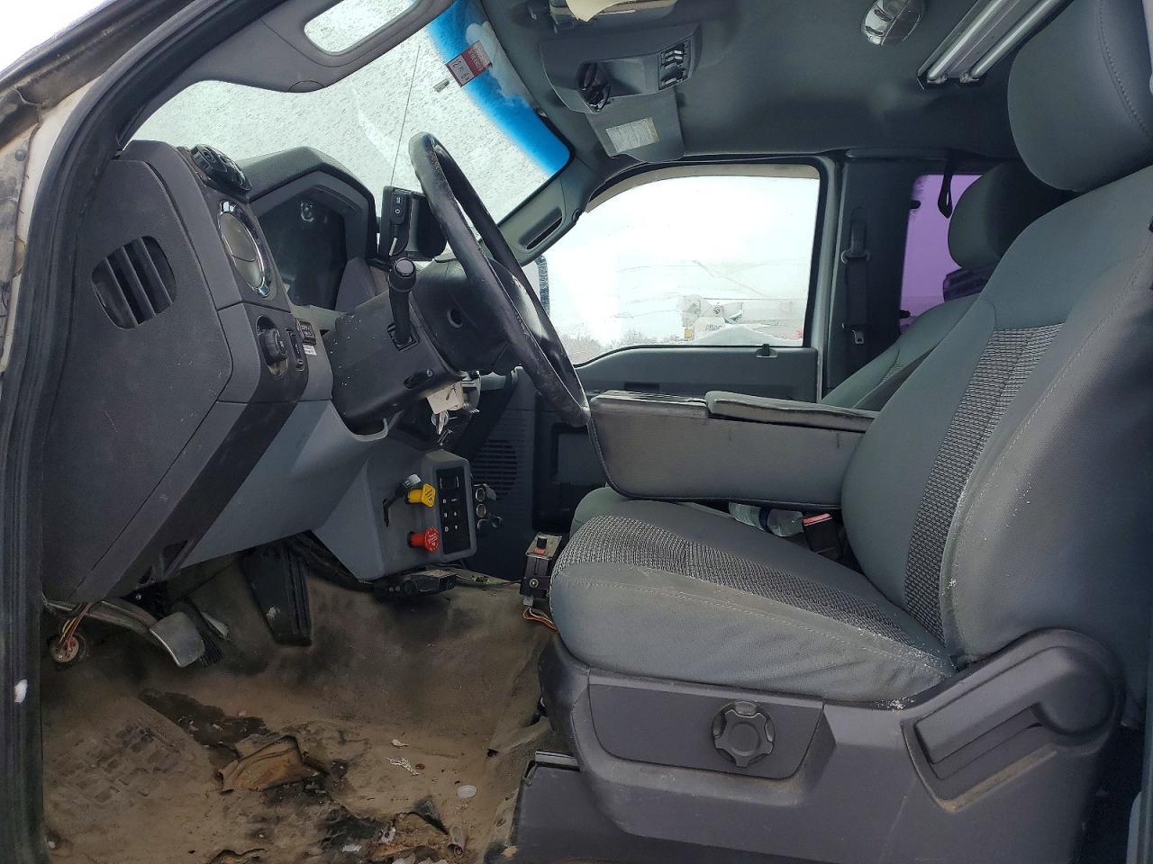 2011 Ford F750 Super Duty Bucket Truck