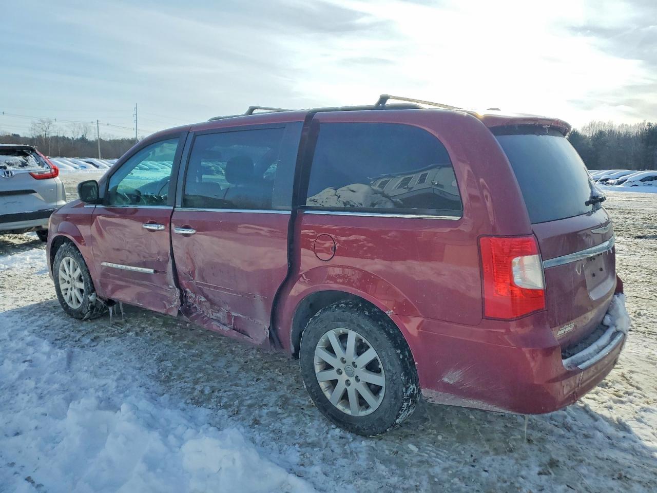 2012 Chrysler Town & Country Touring l