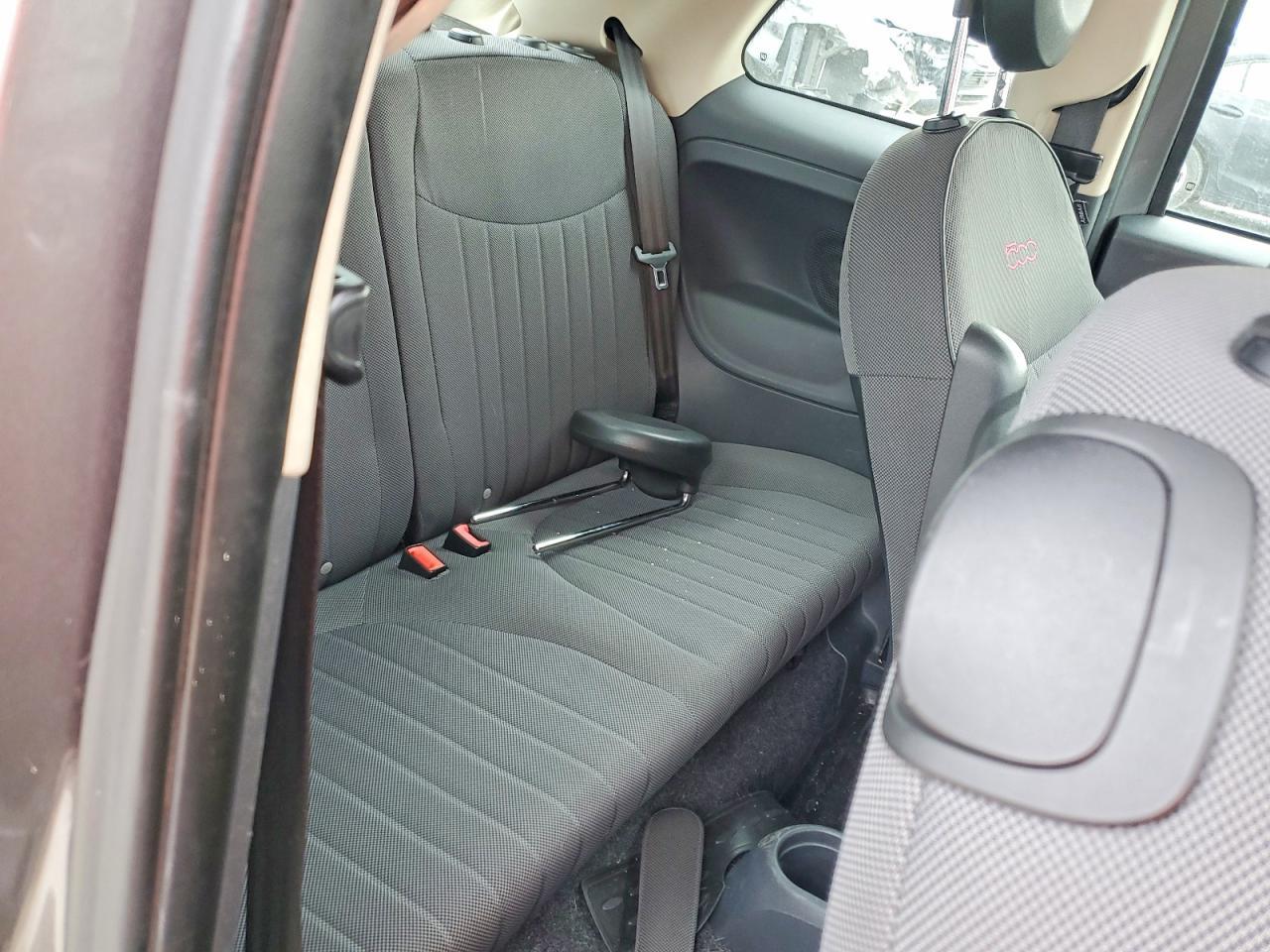 2012 Fiat 500 Lounge