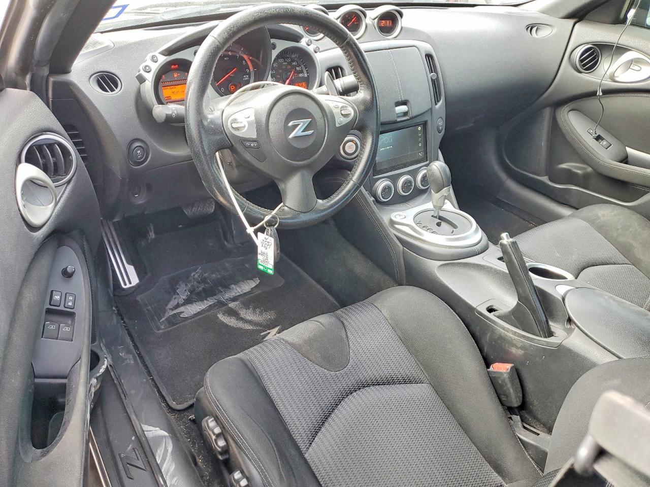 2013 Nissan 370z Base