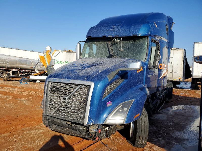 2022 Volv O VNL Semi Truck