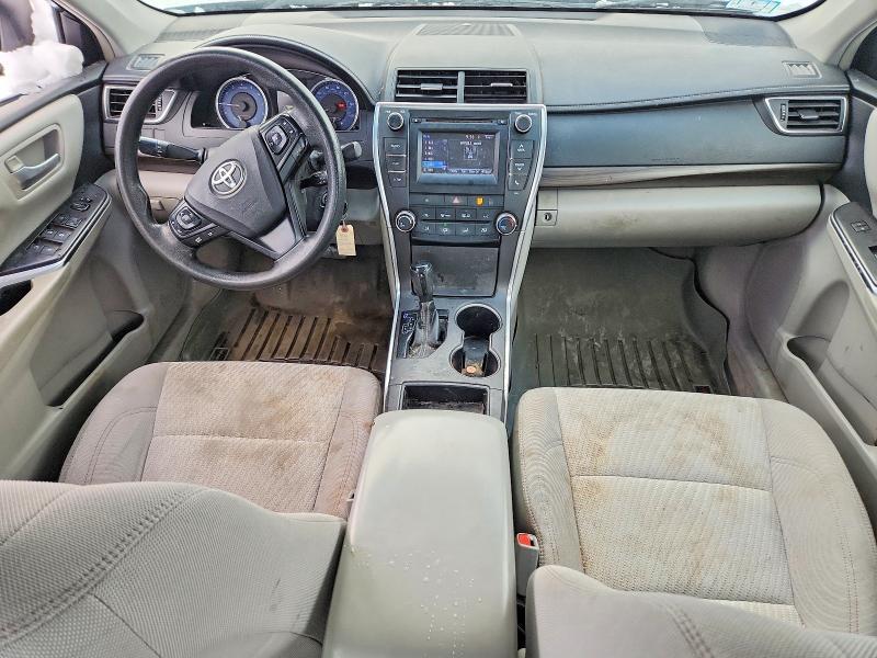 2016 Toyota Camry le