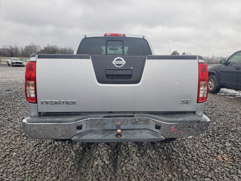 2010 Nissan Frontier King cab se