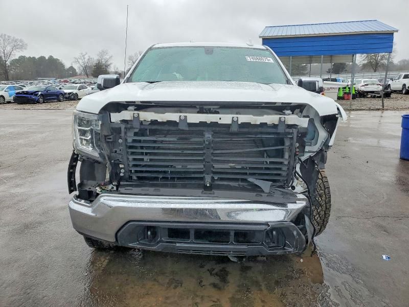 2021 GMC Sierra K1500 slt