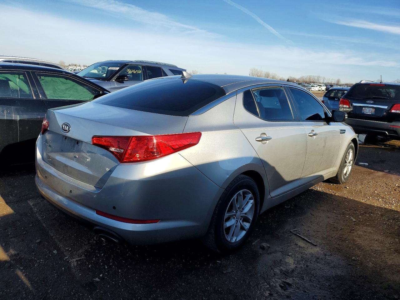 2012 KIA Optima lx