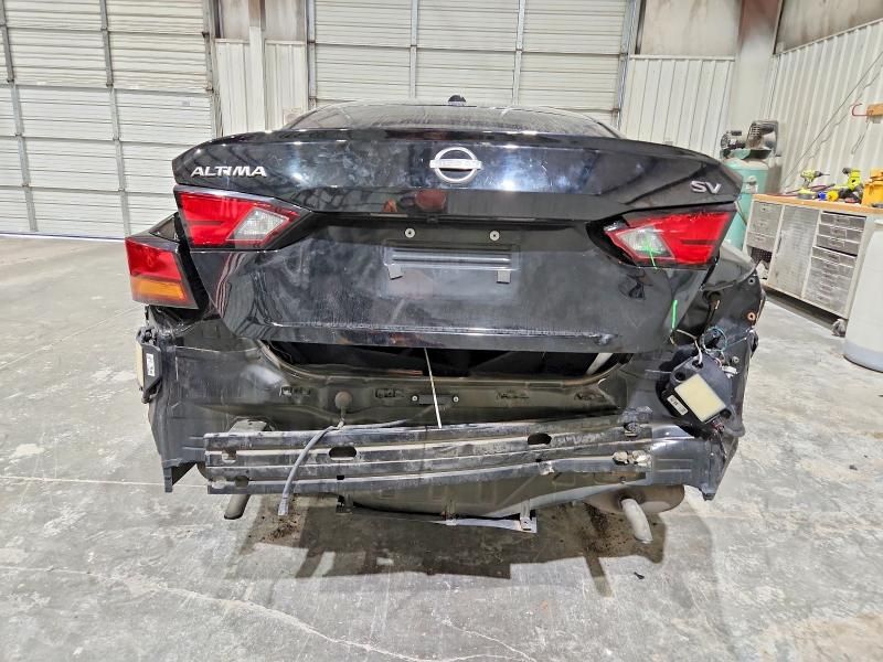 2023 Nissan Altima sv