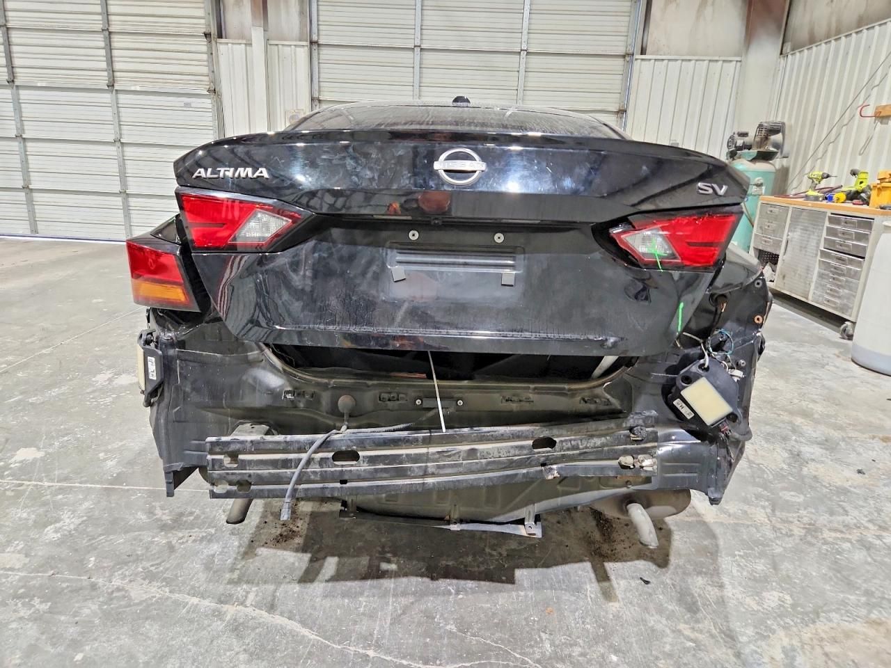 2023 Nissan Altima sv