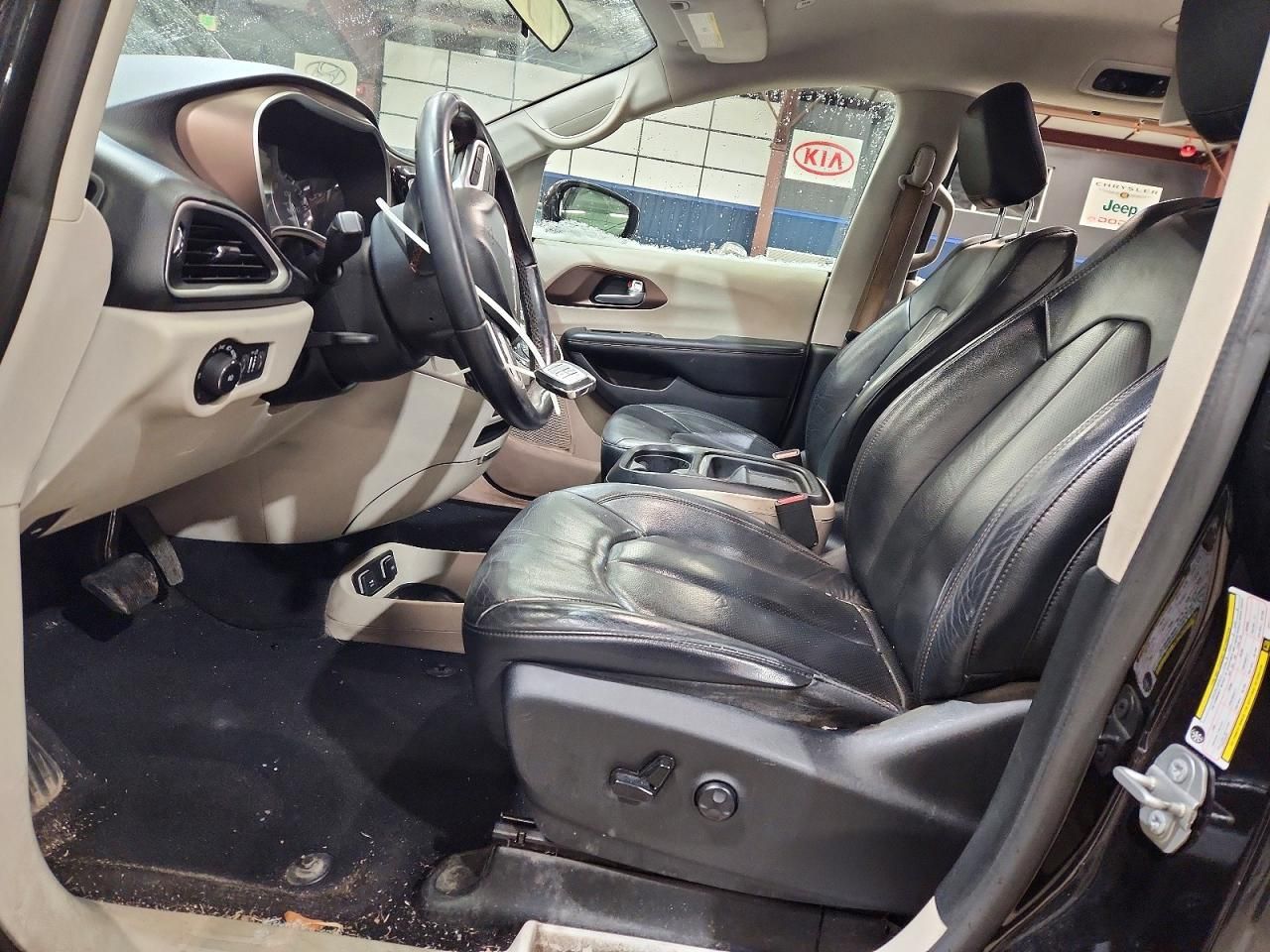 2018 Chrysler Pacifica Touring l