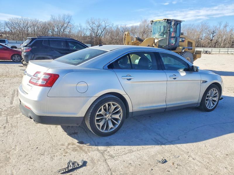 2017 Ford Taurus Limited