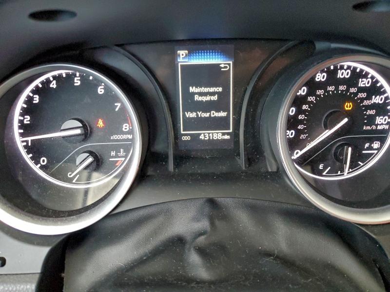 2022 Toyota Camry le