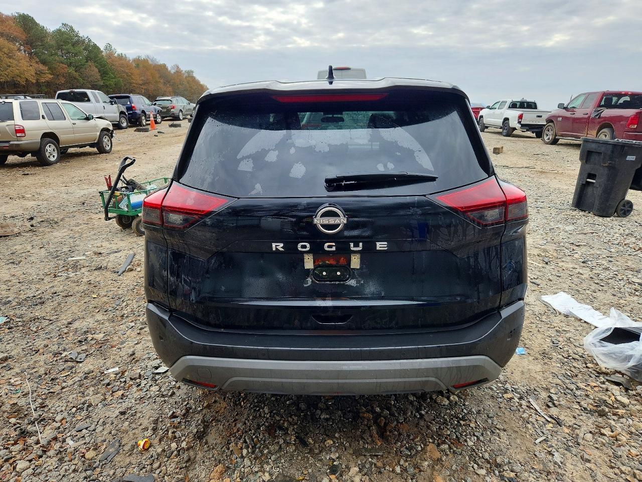 2023 Nissan Rogue s
