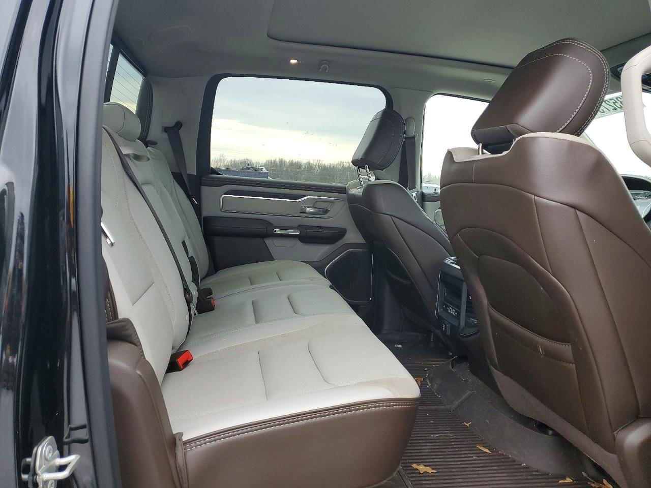 2025 Dodge 1500 Laramie