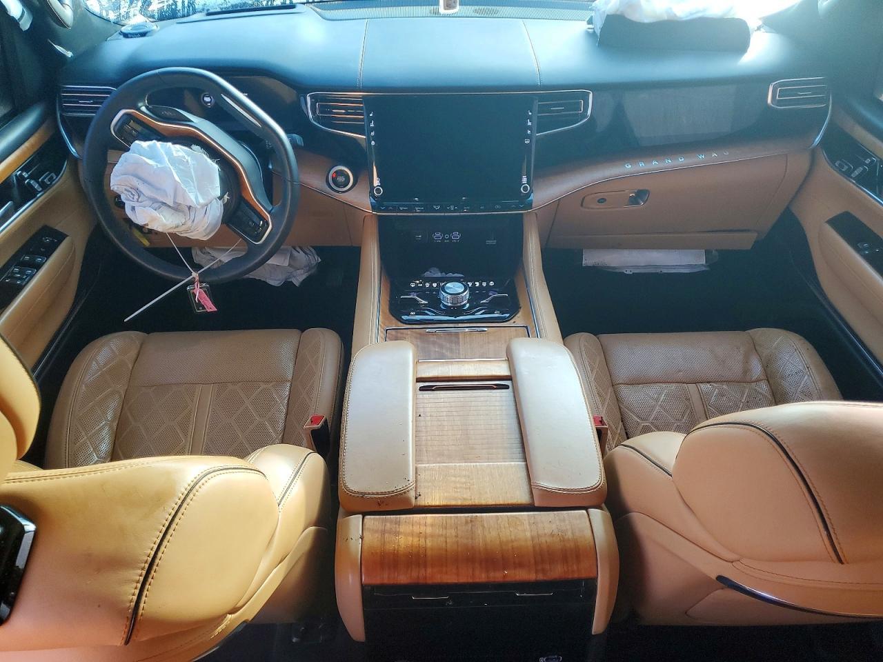 2023 Jeep Grand Wagoneer Series iii