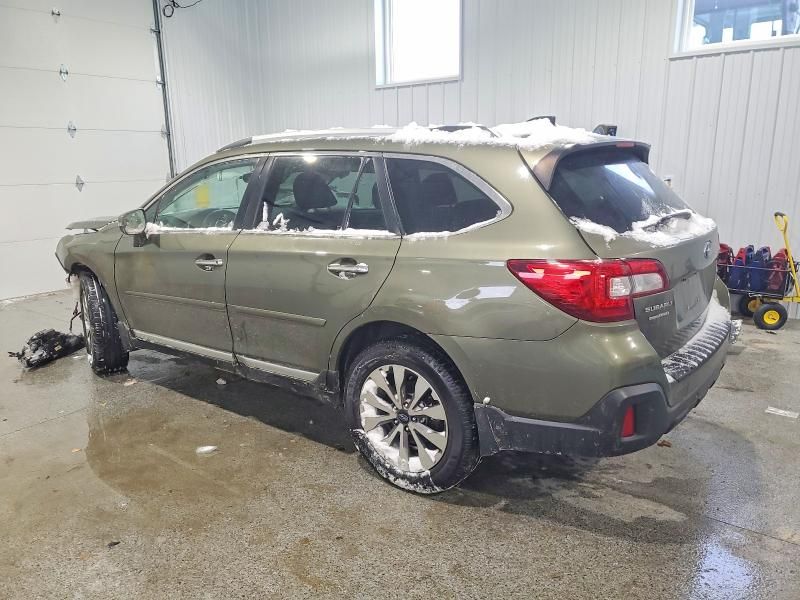 2018 Subaru Outback Touring