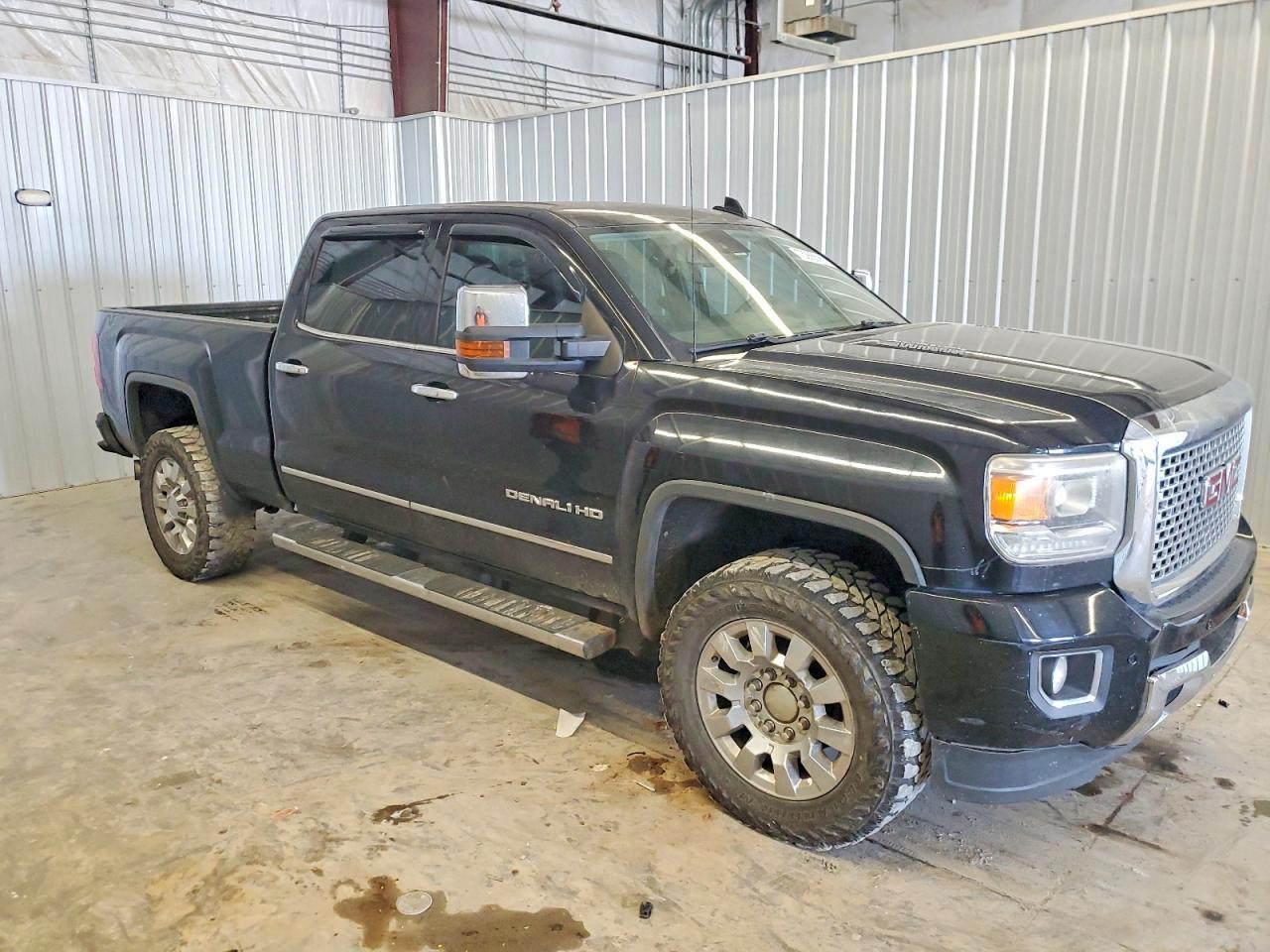 2016 GMC Sierra K2500 Denali