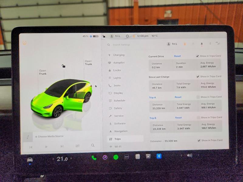 2025 Tesla Model y