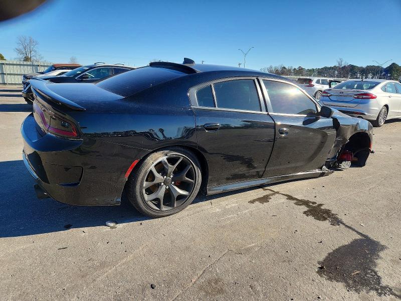 2019 Dodge Charger r