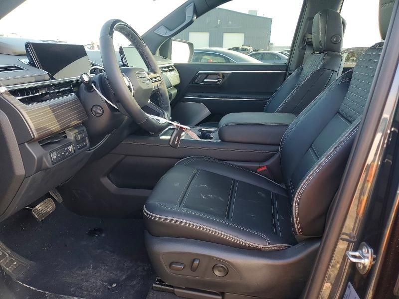 2025 GMC Sierra Denali