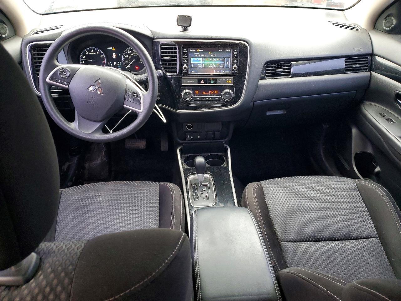 2019 Mitsubishi Outlander se