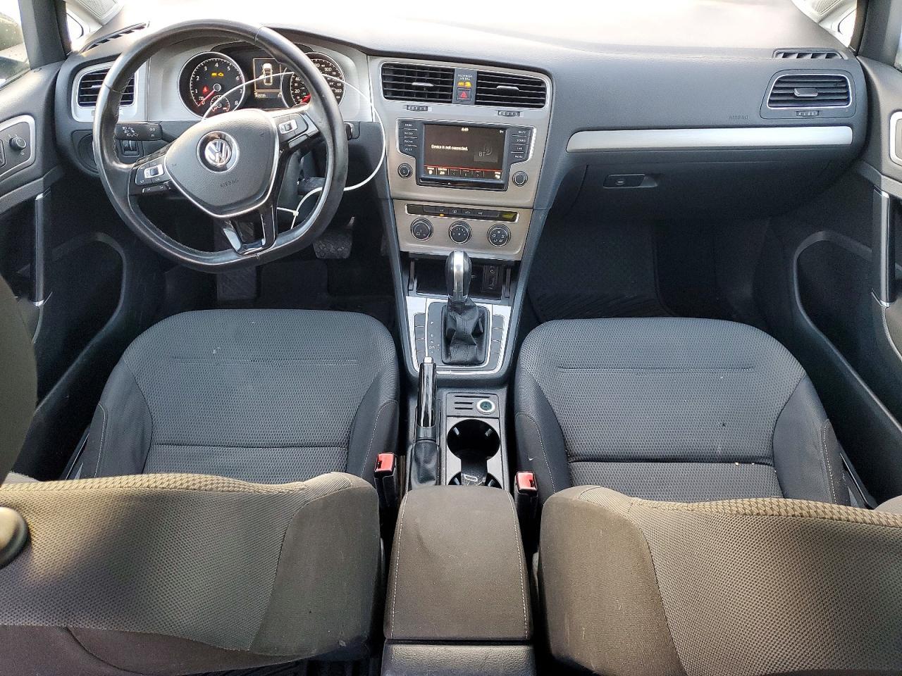 2016 Volkswagen Golf Sportwagen s