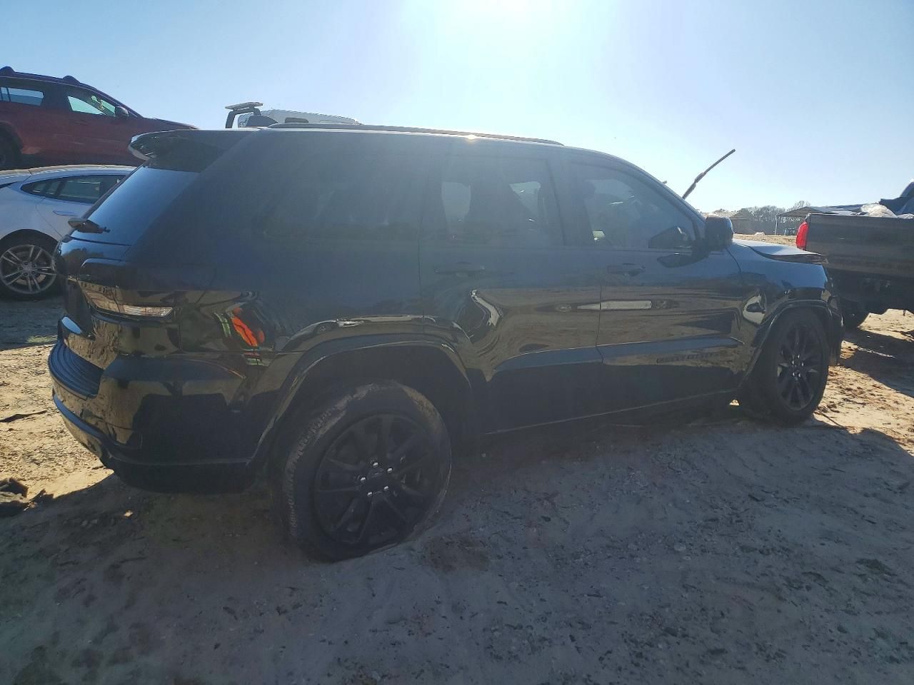 2020 Jeep Grand Cherokee Laredo