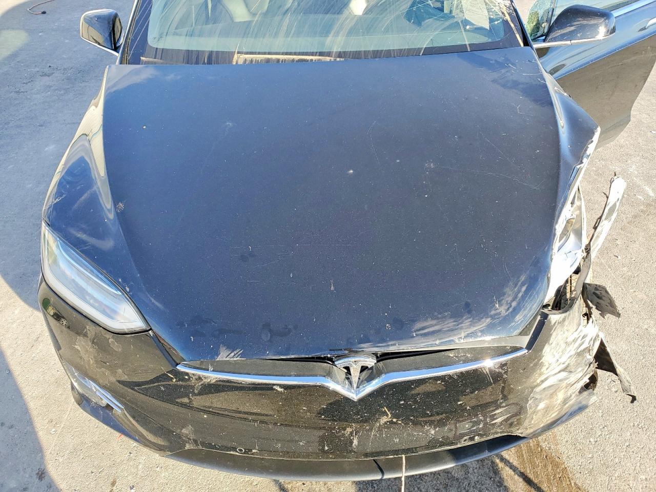 2019 Tesla Model x