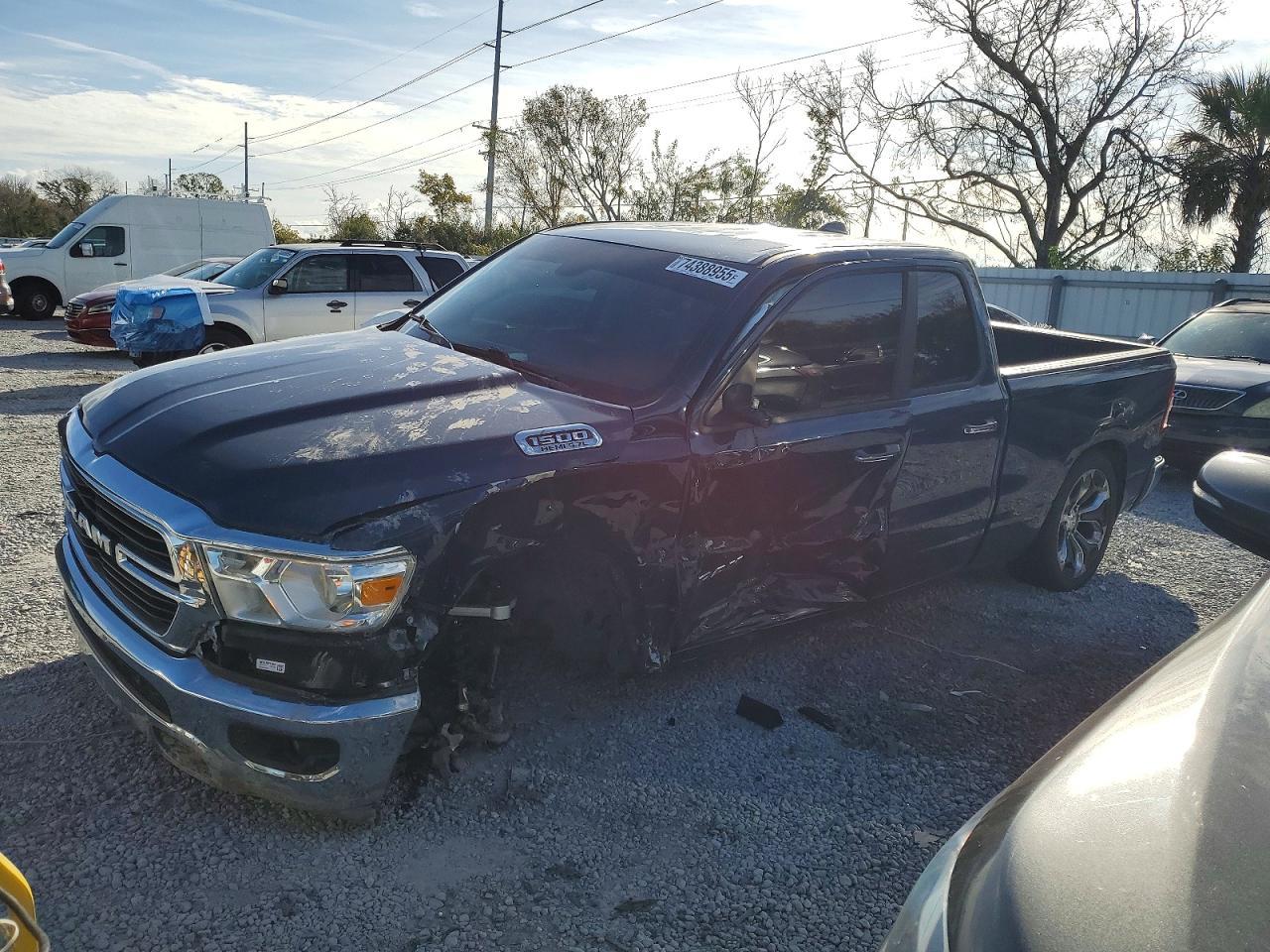 2020 Dodge Ram 1500 big Horn/lone Star
