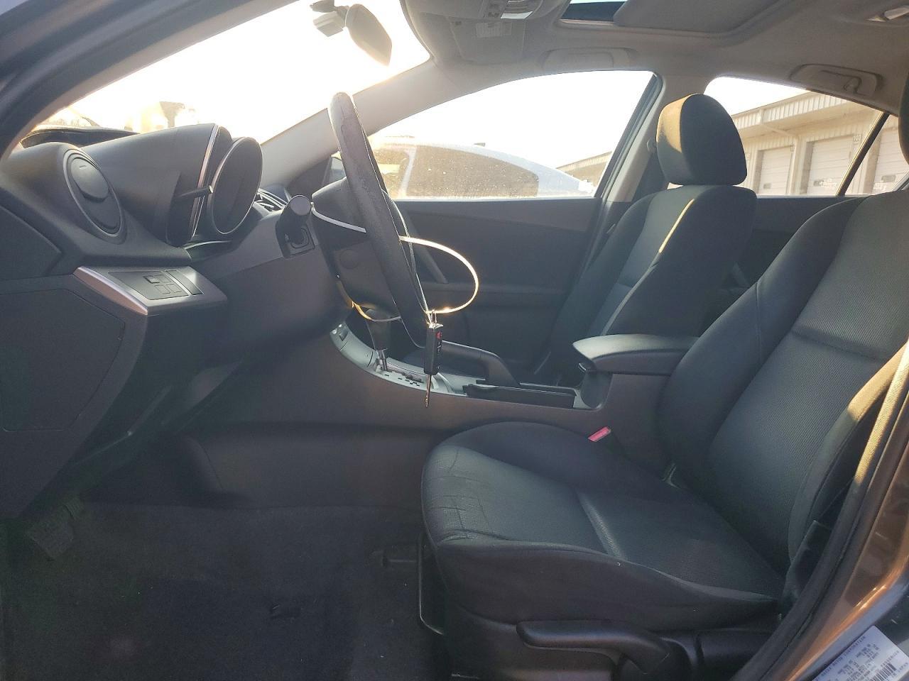 2011 Mazda 3 I