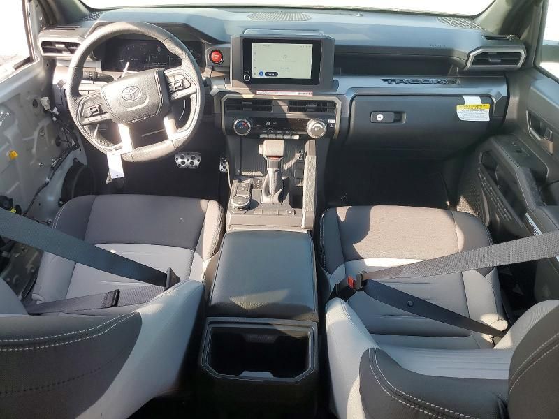 2025 Toyota Tacoma trd Sport