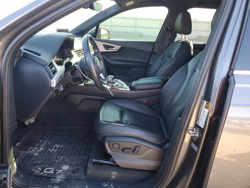 2019 Audi Q7 Premium Plus
