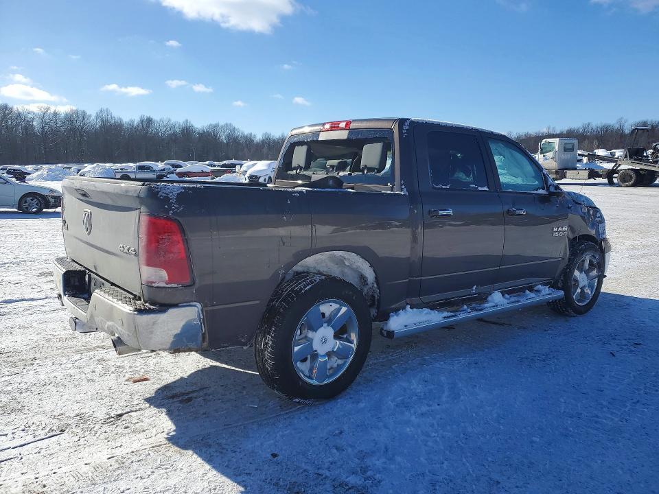 2018 Dodge Ram 1500 slt