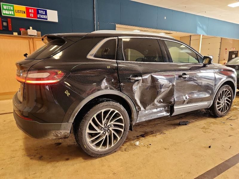 2019 Lincoln Nautilus Reserve