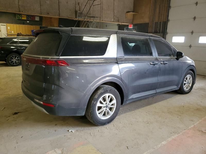 2023 KIA Carnival lx