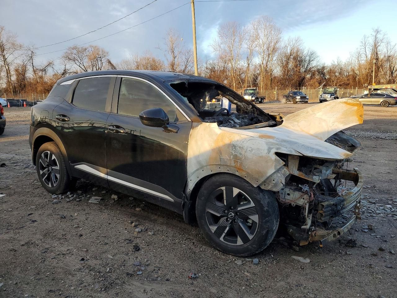 2025 Nissan Kicks sv