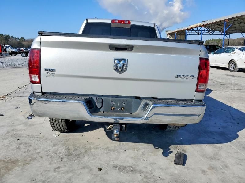 2015 Dodge RAM 1500 SLT