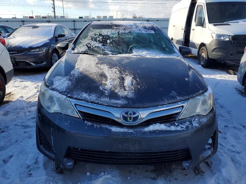 2014 Toyota Camry Hybrid