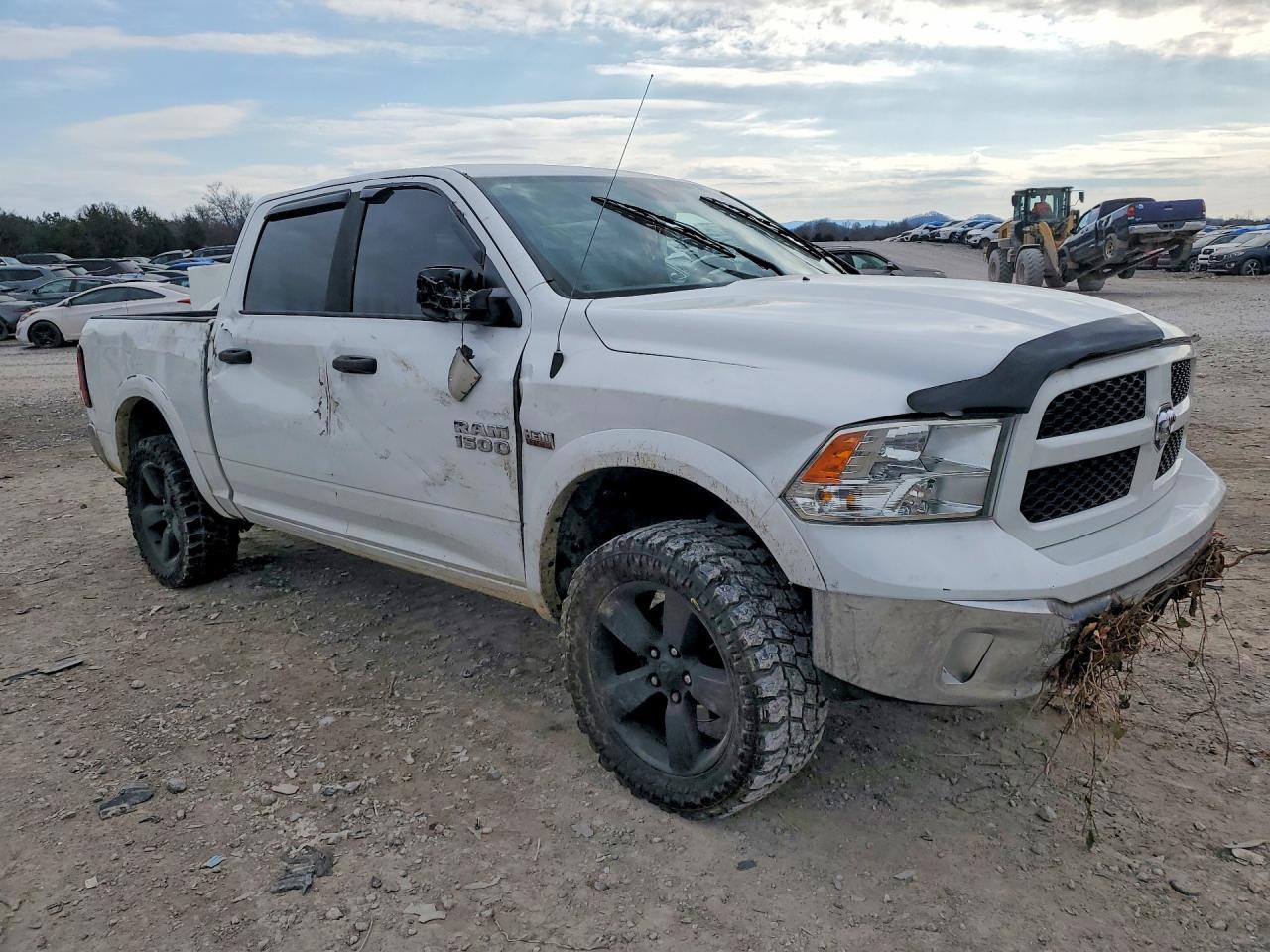 2016 Dodge RAM 1500 SLT