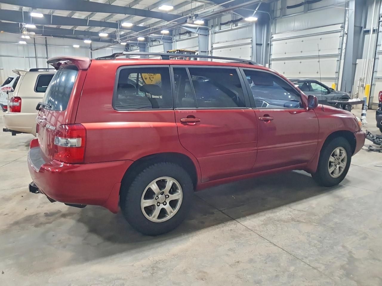 2004 Toyota Highlander Base