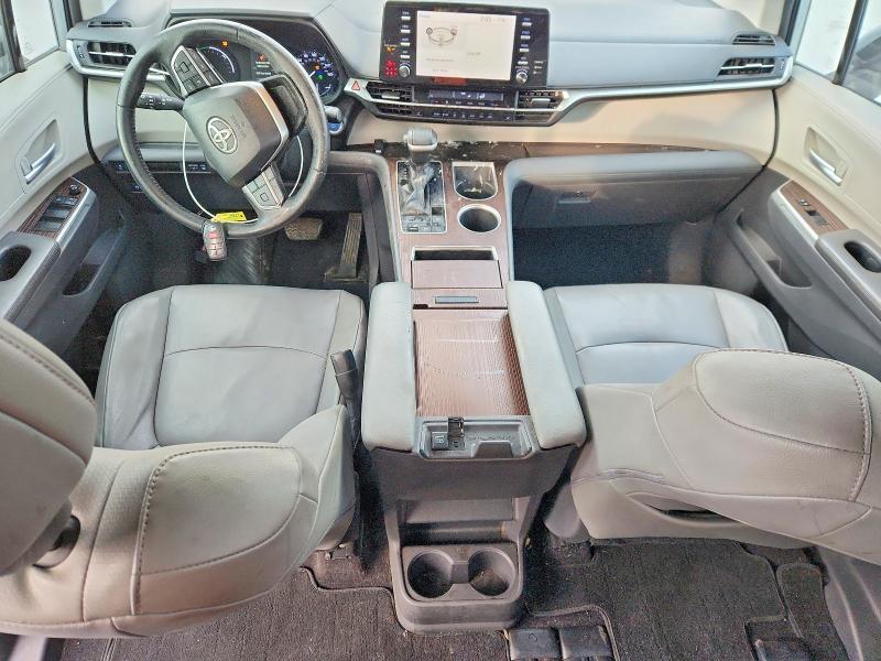2021 Toyota Sienna