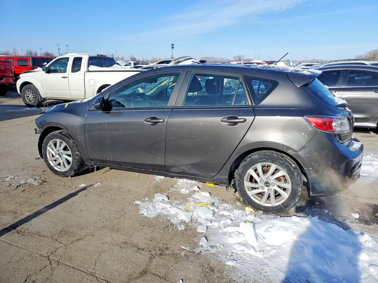 2013 Mazda 3 I