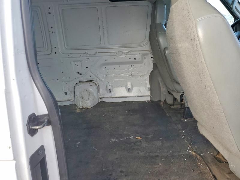 2009 Ford Econoline E250 van