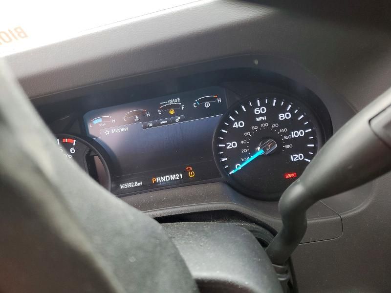 2022 Ford Econoline E350 Super Duty Cutaway Van