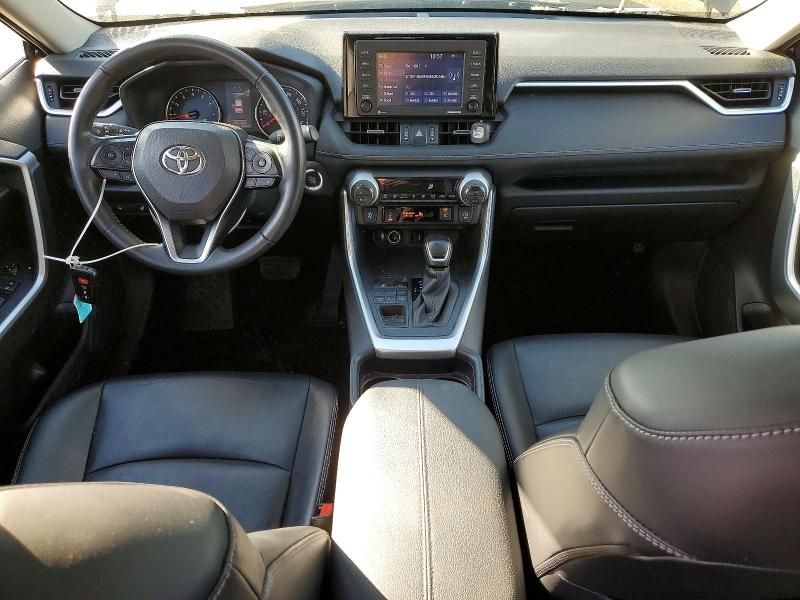 2020 Toyota Rav4 xle Premium