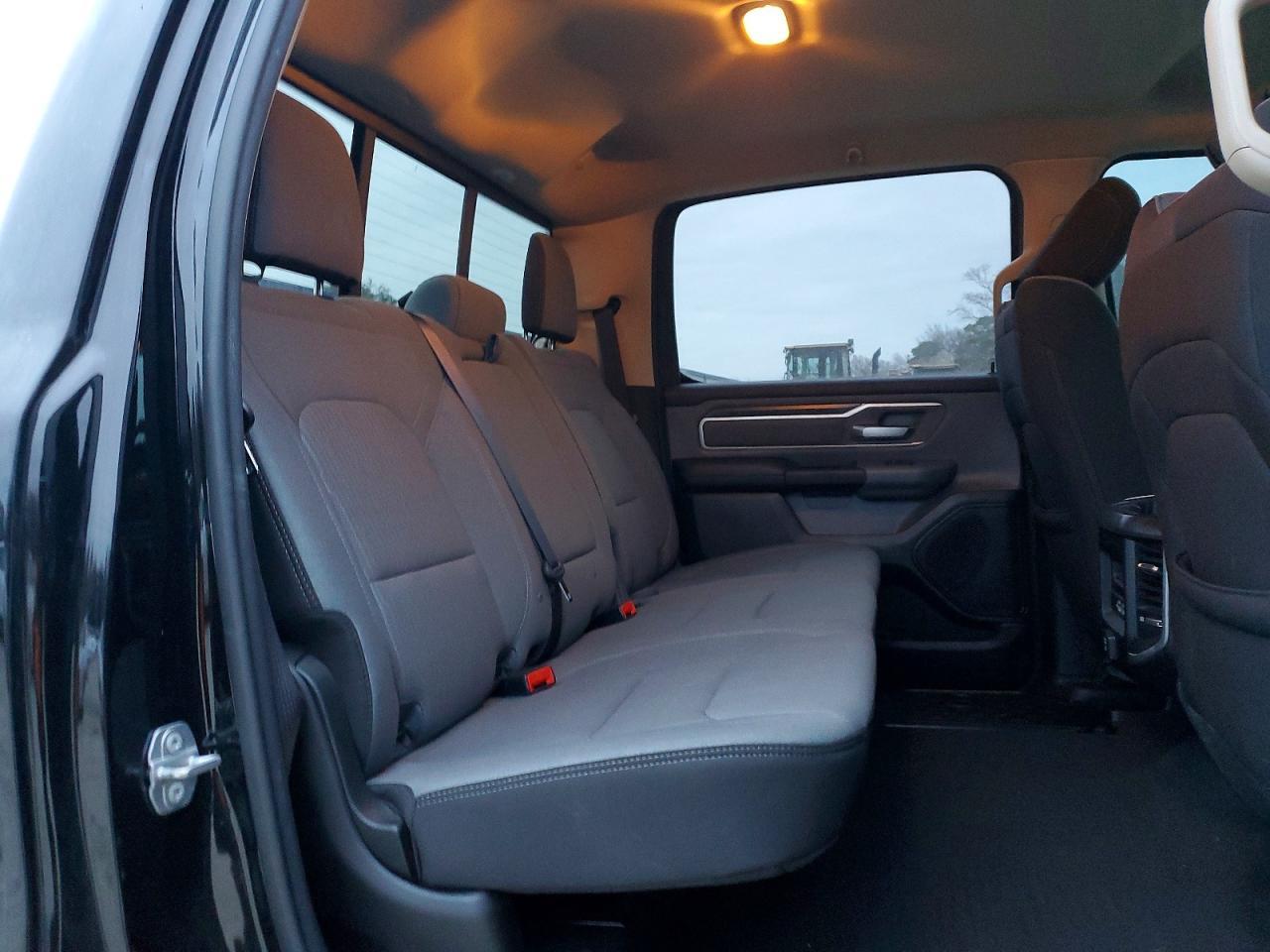 2020 Dodge Ram 1500 big Horn/lone Star