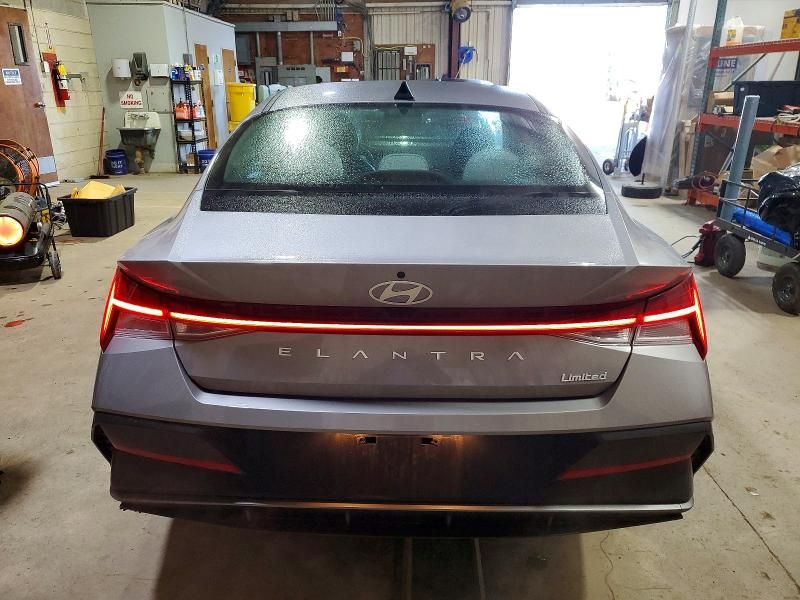 2025 Hyundai Elantra Limited