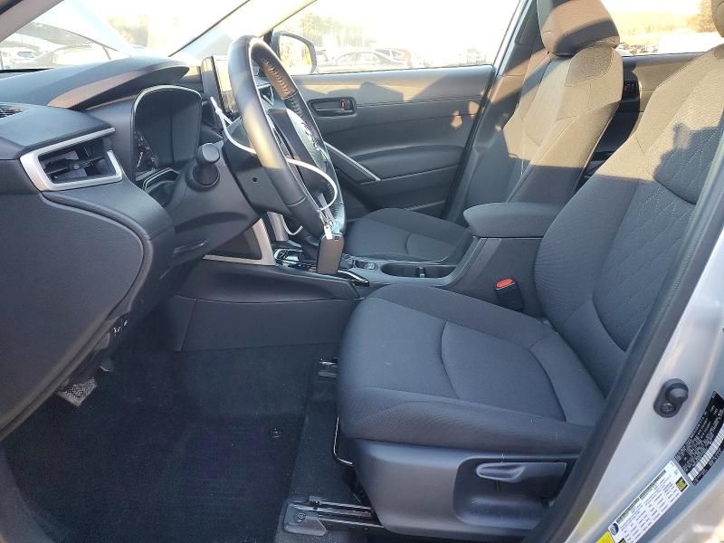 2025 Toyota Corolla Cross le