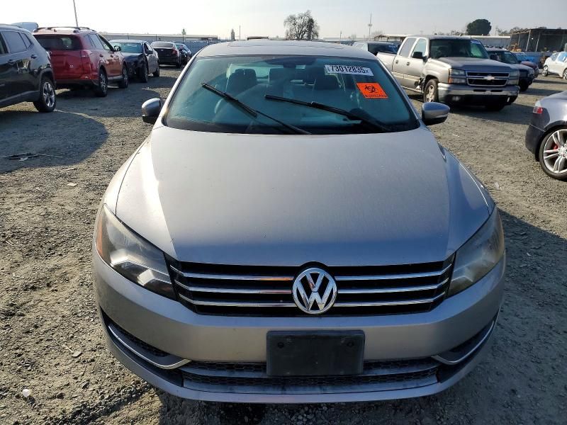 2013 Volkswagen Passat se