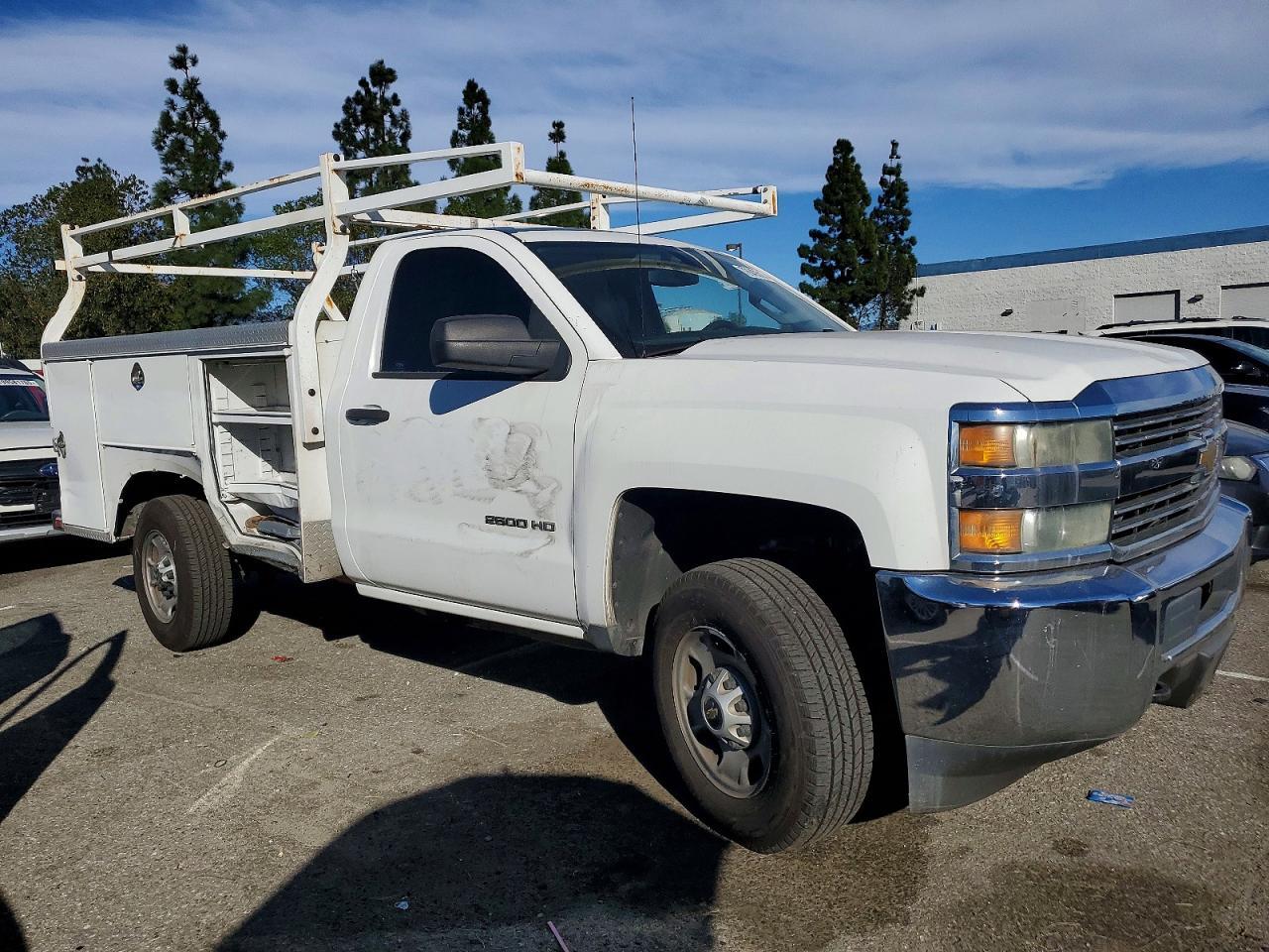 2015 Chevrolet Silverado Utility / Service Truck